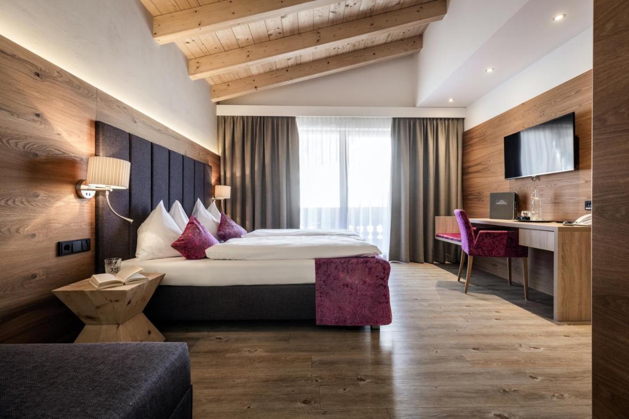 Hotel Sonnegg ซาลบาคฮินเทอร์เกลมม์ ภายนอก รูปภาพ