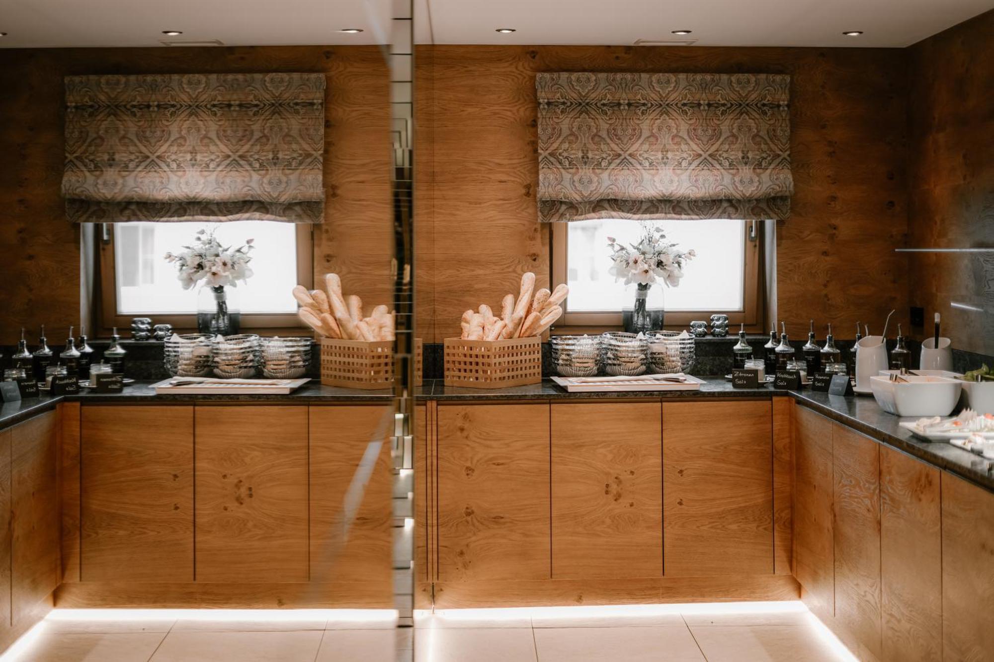 Hotel Sonnegg ซาลบาคฮินเทอร์เกลมม์ ภายนอก รูปภาพ